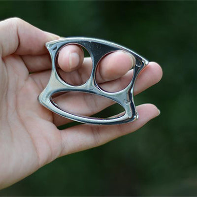 Big Mouth Monkey Outdoor Metal Knuckle Duster