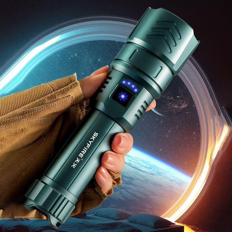 Long-range ultra-bright outdoor strong light flashlight